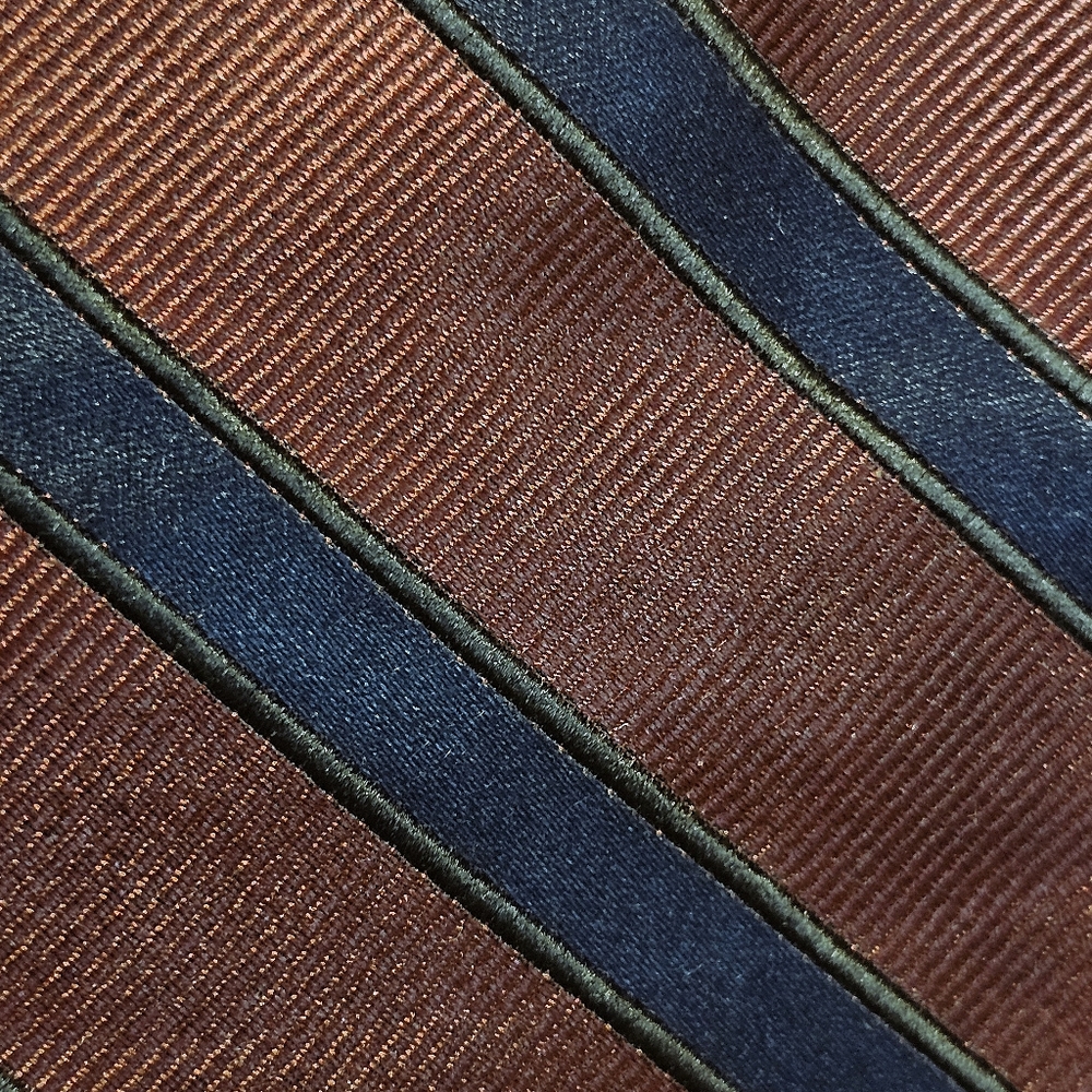 BERGAMO NEW YORK TIE - Picture 10 of 10